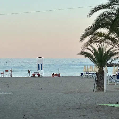 Lägenhet Affitto Estivo Mare San Benedetto del Tronto